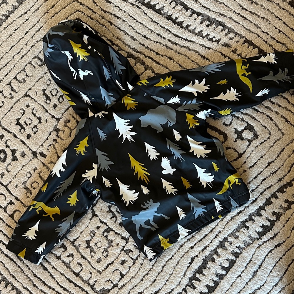 OAKI Black and Green lined Kids' rain Jacket and pants - Picture 3 of 6